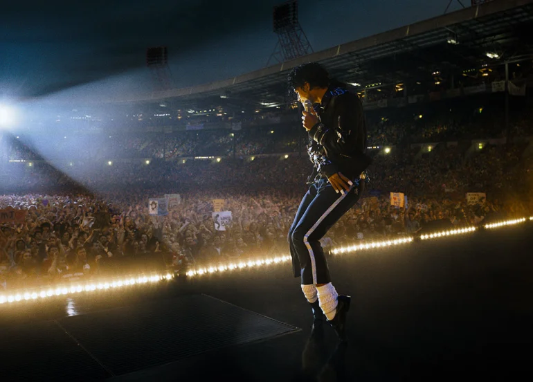 Fãs contam os dias: cinebiografia de Michael Jackson promete emocionar em 2026
